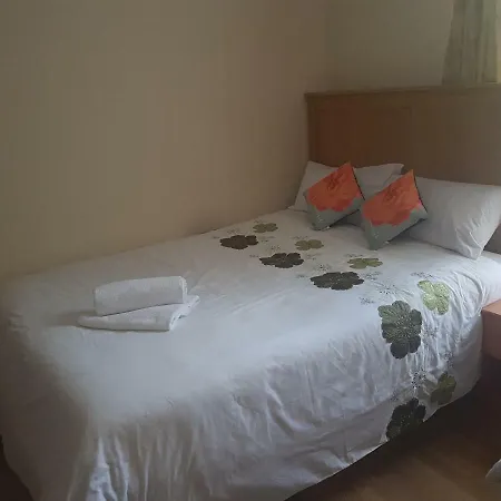 Leeds Cowper House Serviced Homestay szállás