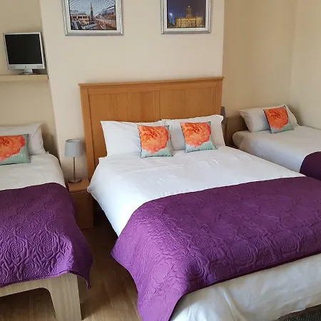 Leeds Cowper House Serviced Homestay szállás