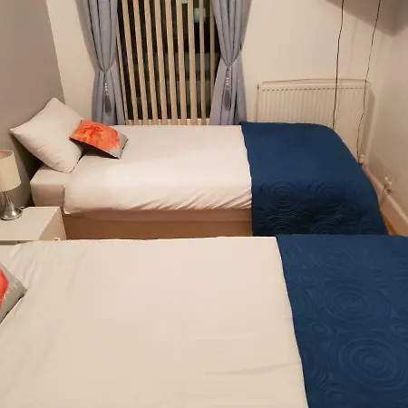 Homestay szállás Leeds Cowper House Serviced *