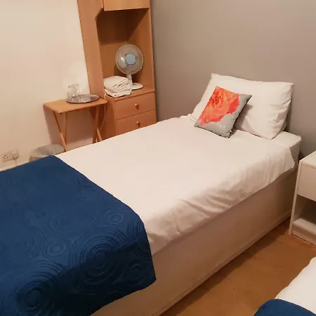 Leeds Cowper House Serviced Homestay szállás